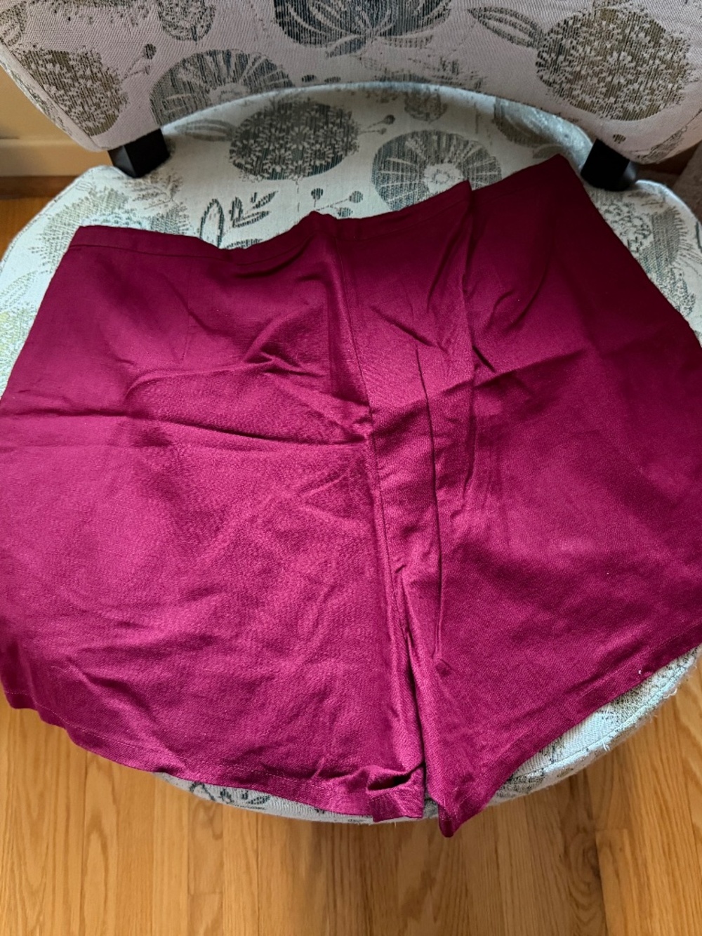 Burgundy Cotton Linen Shorts by Reitman’s - size 15 - Picture 4 of 5